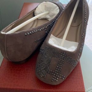 Donald Pliner suede shoes